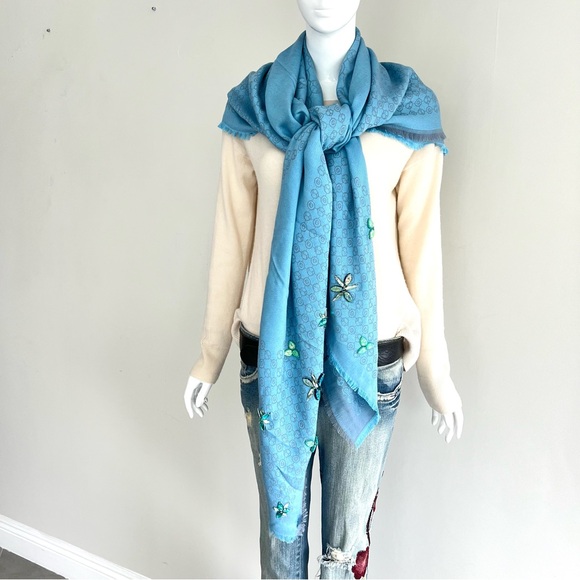 HENRI BENDEL Monogram Sequins 100% Silk Turquoise Blue X Long Wrap Shawl Scarf - Picture 5 of 15